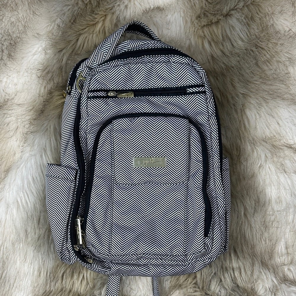 JuJuBe Black White Chevron Diaper Backpack Queen of the Nile
